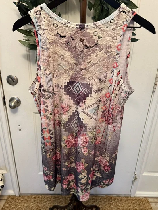 NWOT Signature Studio Pretty Floral Print Tank Top w Lace XL - Picture 2 of 12